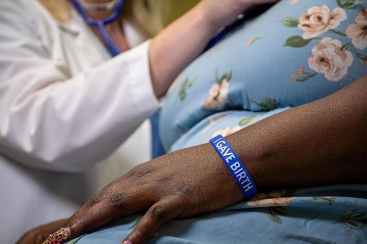 Postpartum “I Gave Birth” wristbands gained traction across the country through health awareness campaigns fueled by social media posts and evening news segments.