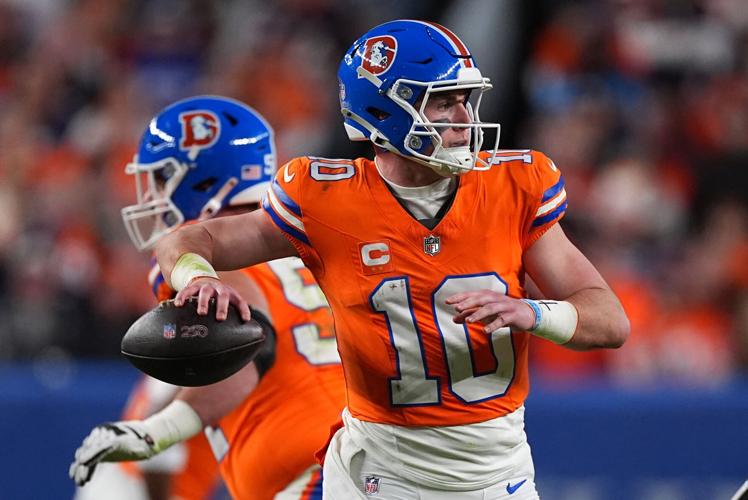 Chargers Broncos Football