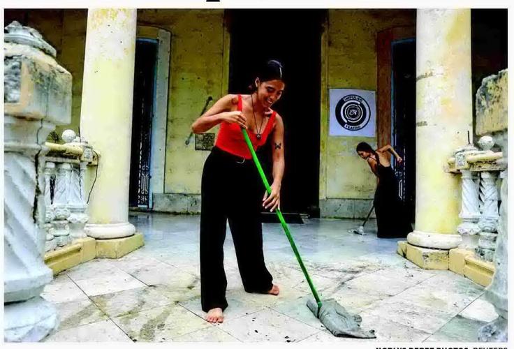 For Havana troupe, show must go on