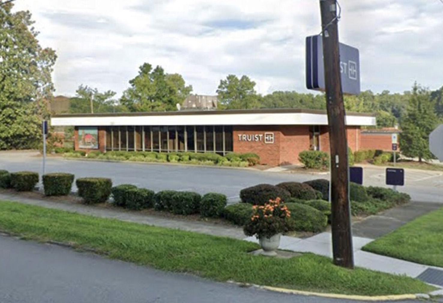 Truist Bank branch in Old Fort closing its doors