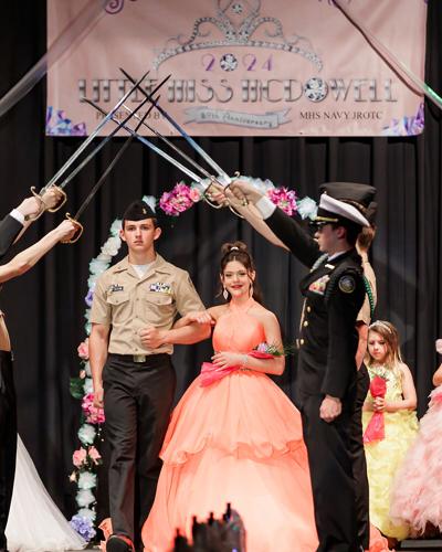 2 1ST RUNNER UP LITTLE MISS MCDOWELL-BLUERIDGELOVESTORIES.jpg