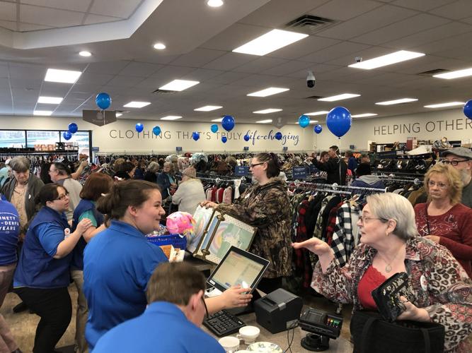 Goodwill opens retail store in Marion
