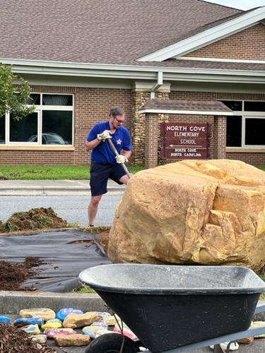 Days of Service 3 North Cove Elem.JPEG