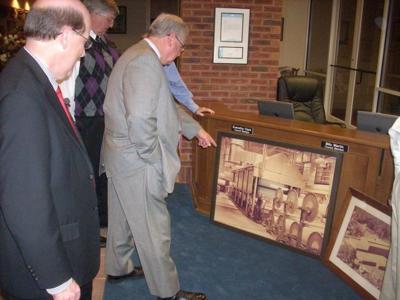 Marion officials talk past, present of former Galey & Lord building