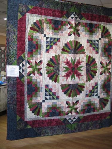 Quilt show 2.JPG