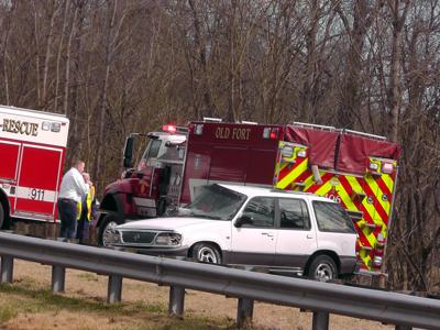 IMAGE: Wreck on I-40 delays, halts traffic for 1 hour