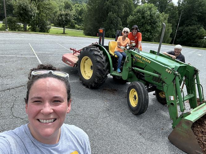 Days of Service 7 West Marion Elementary.jpg