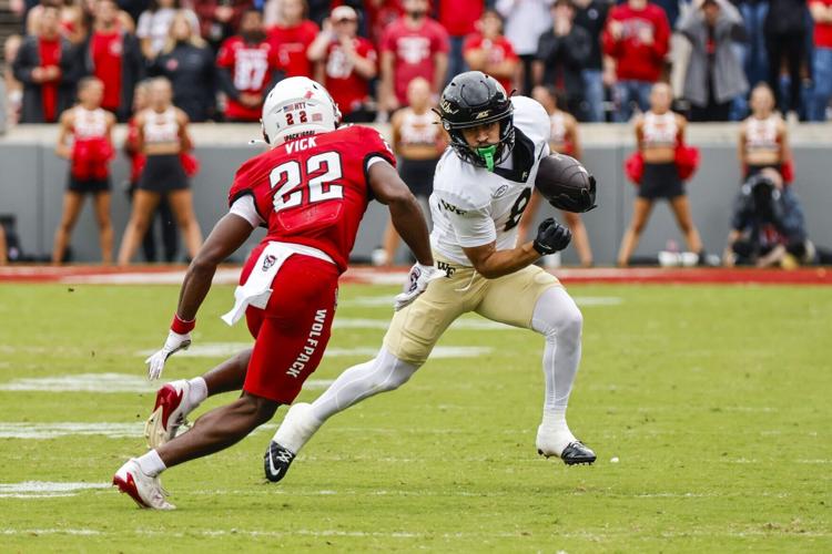 FOOTBALL-NCAA/