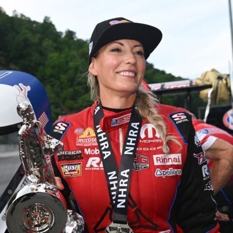 Pruett, Beckman claim delayed New England Nationals titles; Pruett, Hagan, Anderson and Herrera lead Super Grip NHRA Thunder Valley Nats qualifying