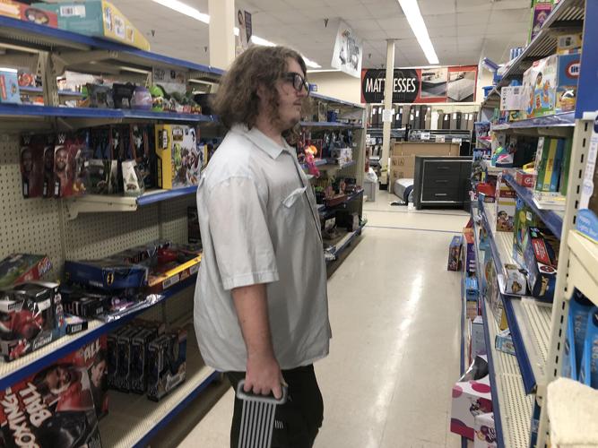 081524-mmn-news-roses-p5