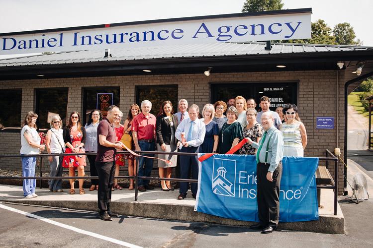 McDaniel Insurance Agency celebrates opening of new office