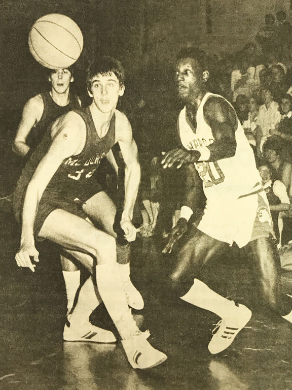 8 Archives-Men's basketball.JPG