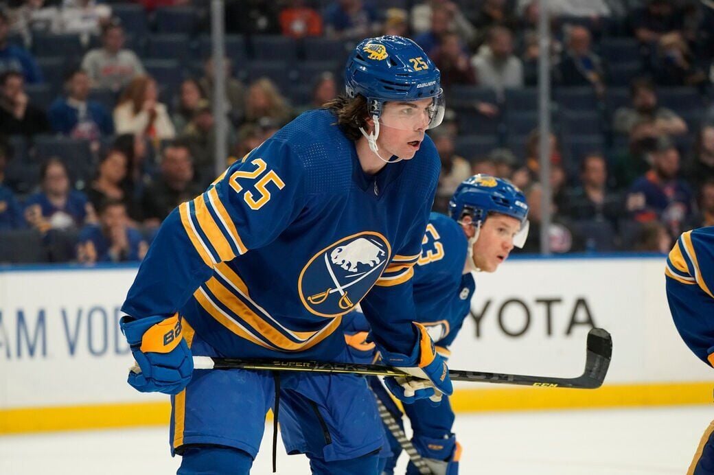 Sabres Islanders