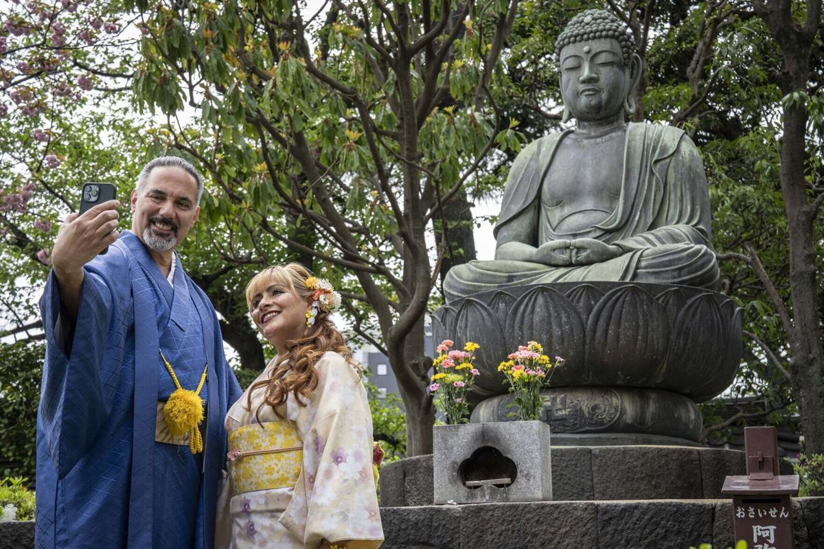 A record number of tourists visited Japan in March, the official tourism board said on April 15, despite a sharp drop in Chinese visitors after the relationship between Beijing and Tokyo have soured.