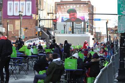 'Playoffs on the Patio' dining curfew