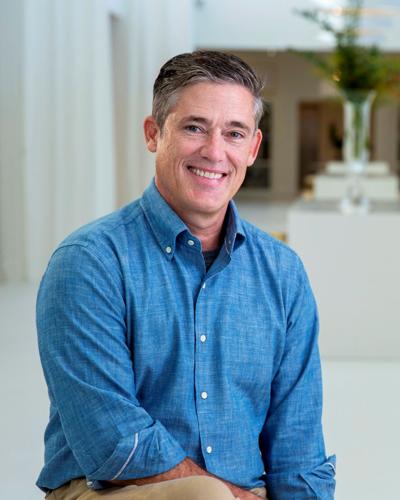 060225-hdr-news-furniture-p1