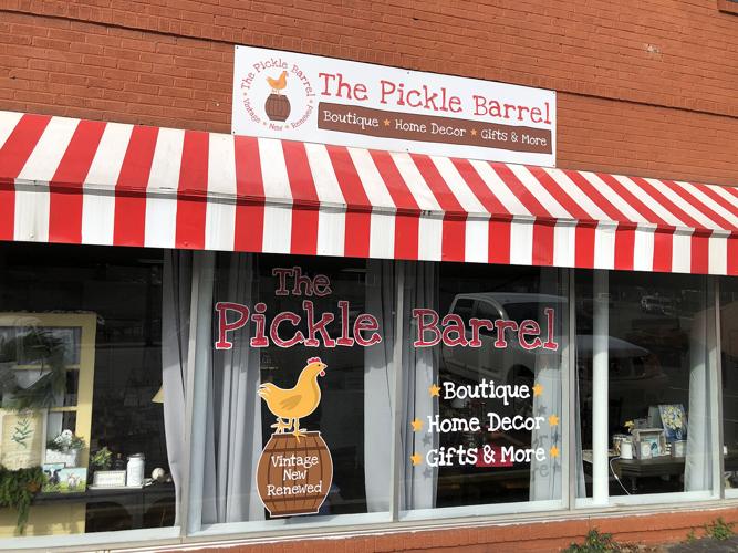 Marion looking back 18.jpg