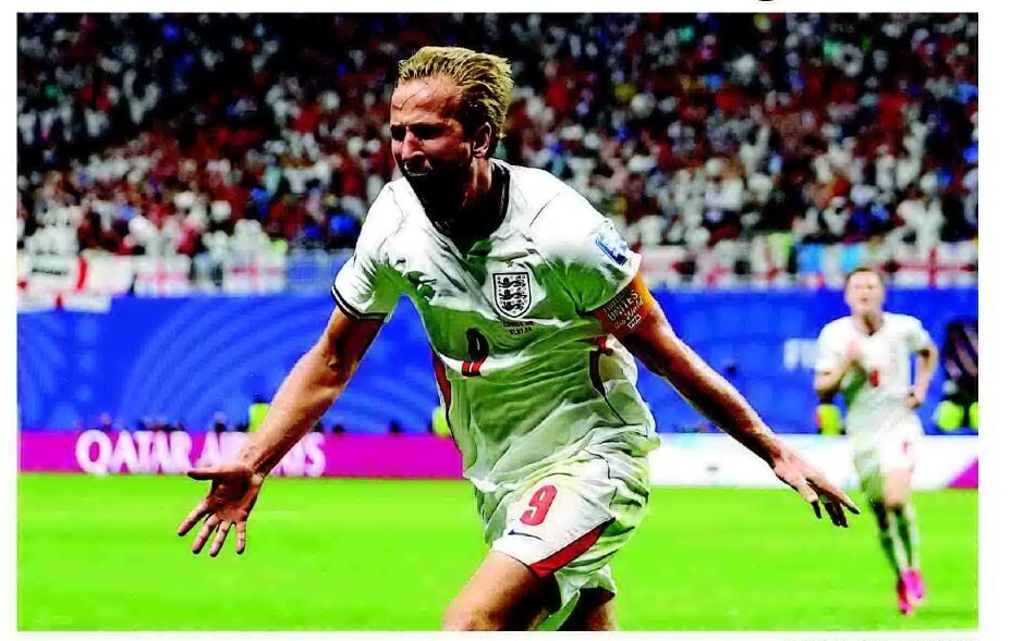 Kane to the rescue for England