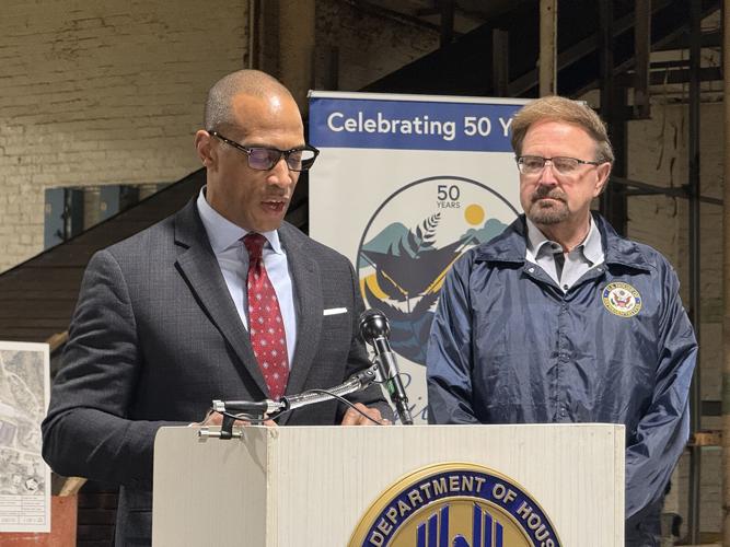 HUD secretary 2.jpeg