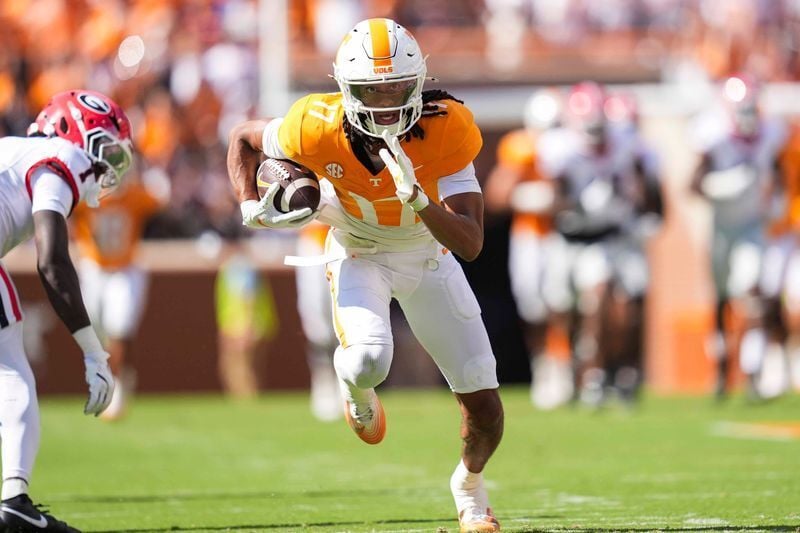 Tennessee wide receiver Chris Brazzell II (17) runs towards the end zone for a touchdown during a NCAA football game between Tennessee and Georgia at Neyland Stadium in Knoxville, Tennessee, on September 13, 2025.