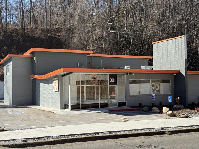 Smoke A 'Lil Smoke soft opening 1.jpeg