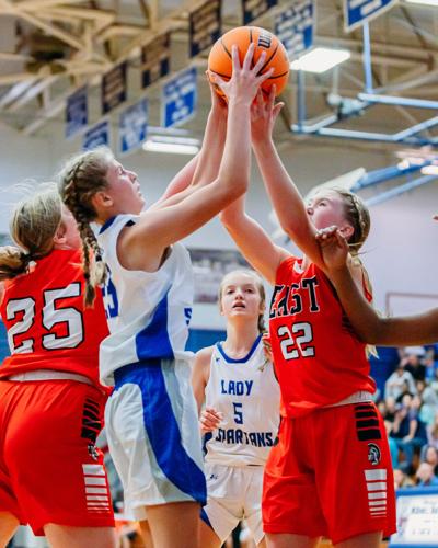 Down to the wire: East McDowell takes 2 close ones from West in middle school hoops