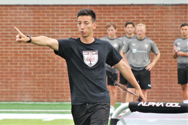 050424-hdr-sports-hickoryfc-p2