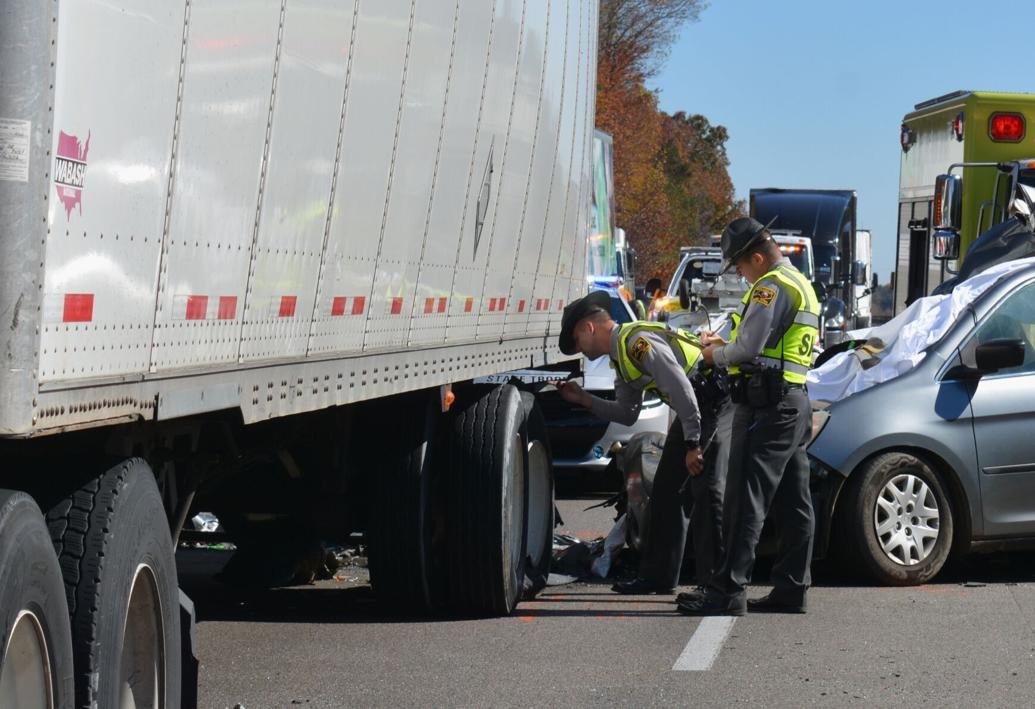 2 people killed in wreck on Interstate 40 in Hildebran