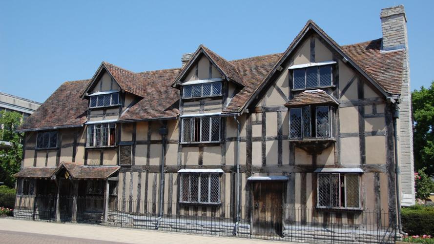 Beyond live performances, the prime Shakespeare sight in Stratford-upon-Avon is the half-timbered Elizabethan building where the playwright grew up.