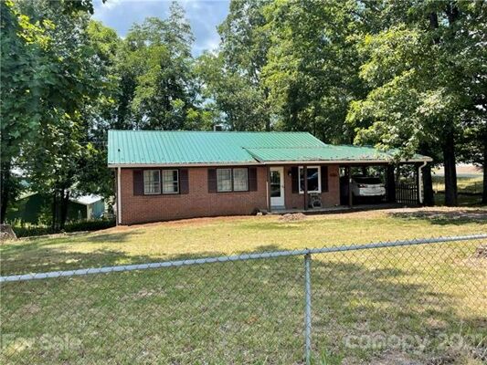 3 Bedroom Home in Morganton - $199,500