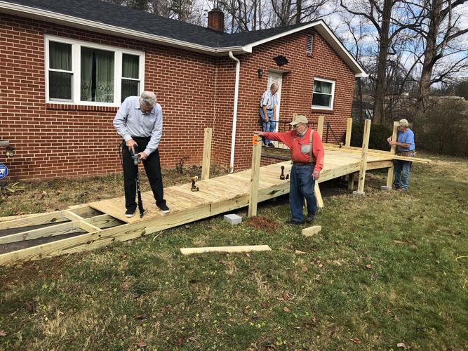 Local veteran gets new ramp with lumber donated by Lowe’s