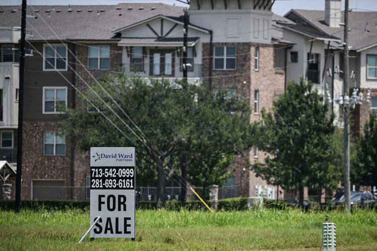 US-NEWS-BIRTHRATE-HOUSING-OUTLOOK-FILEPIC-GET