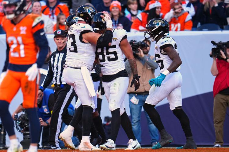 Jaguars Broncos Football