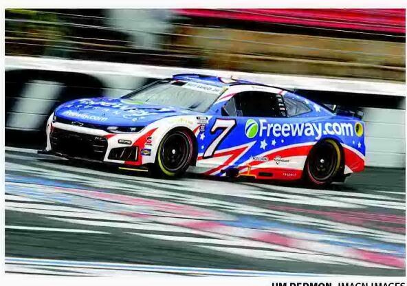 Suarez ends winless drought at rain-shortened Coca-Cola 600