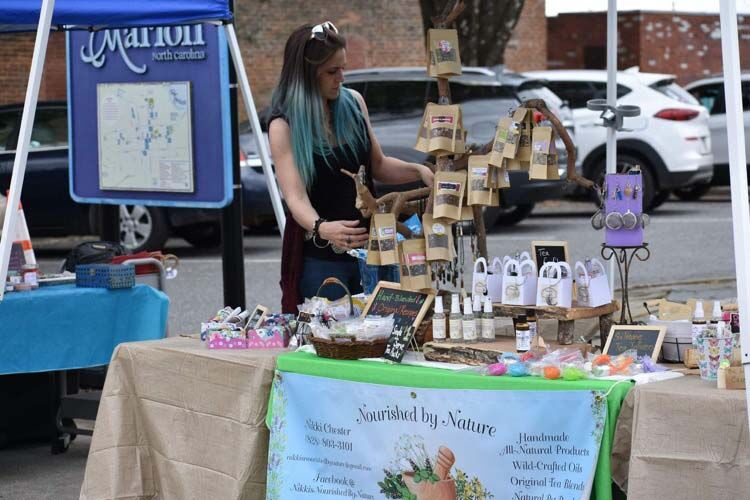 Stroll into Spring Craft Walk set for Saturday in downtown Marion