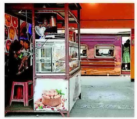 War hits economies worldwide