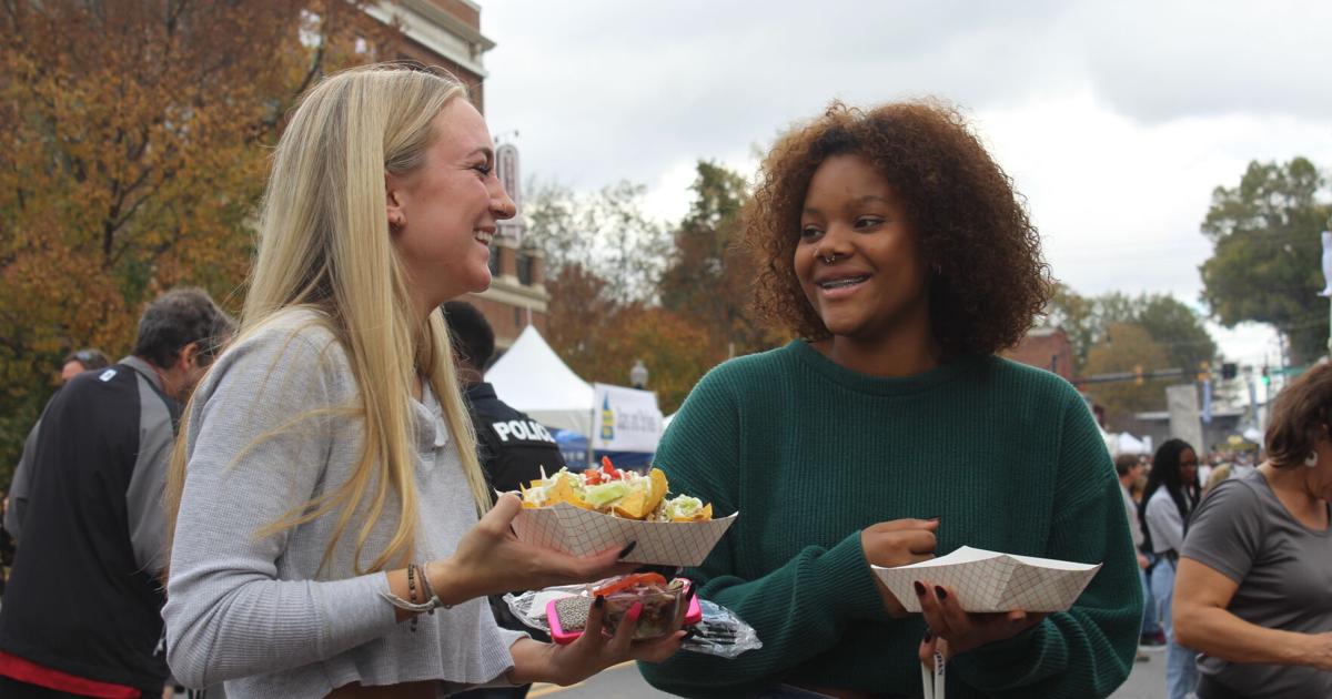 Taste of Kennesaw draws crowd for day of food News