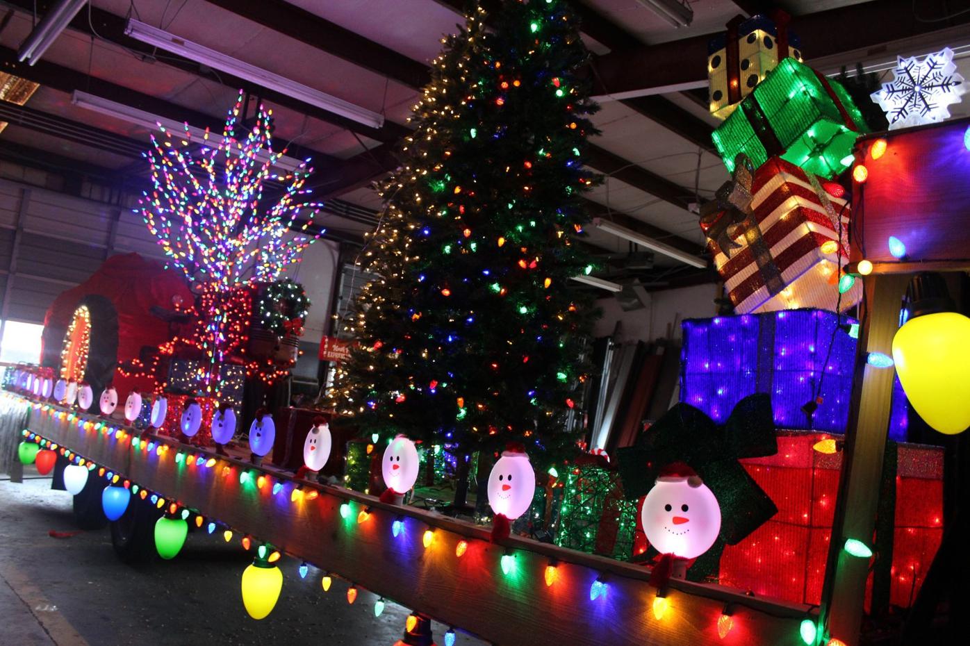 Calhoun Ga Christmas Parade 2022 Calhoun Christmas Parade Set For Thursday; Last Year's Float Winner Out To  Defend Title | Georgia News | Mdjonline.com