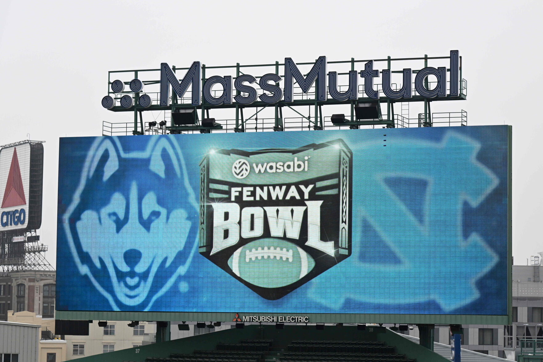 NCAA Football: Fenway Bowl-Connecticut At North Carolina | Fieldlevel ...