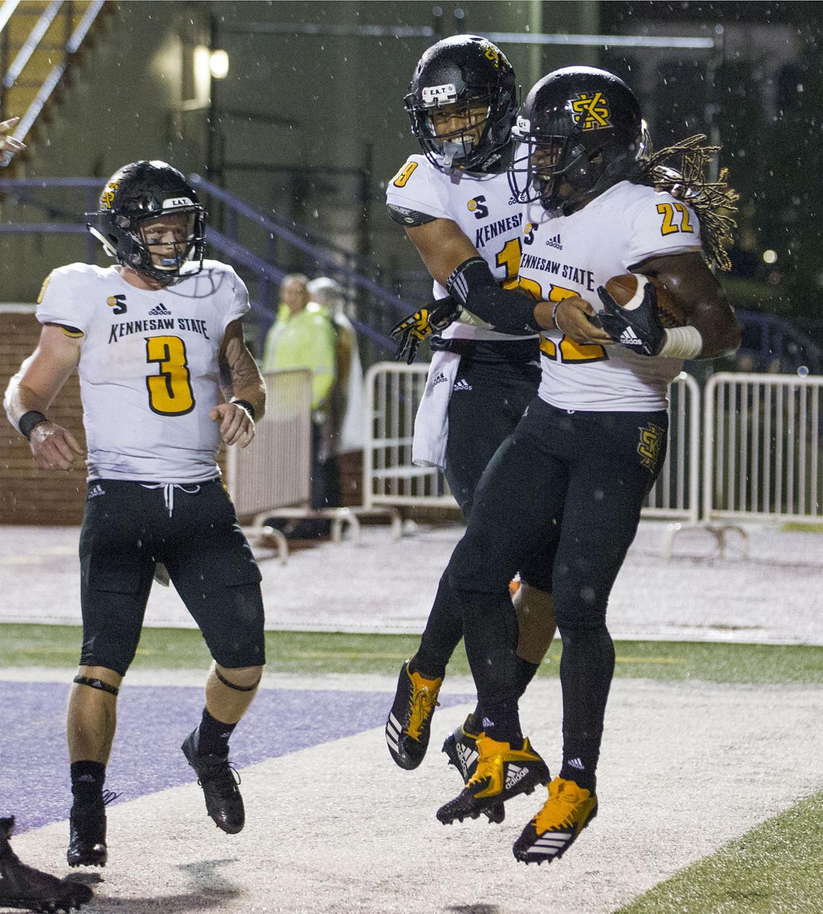 Kennesaw State Runs For Team Record 507 Yards In Romp Of Tennessee