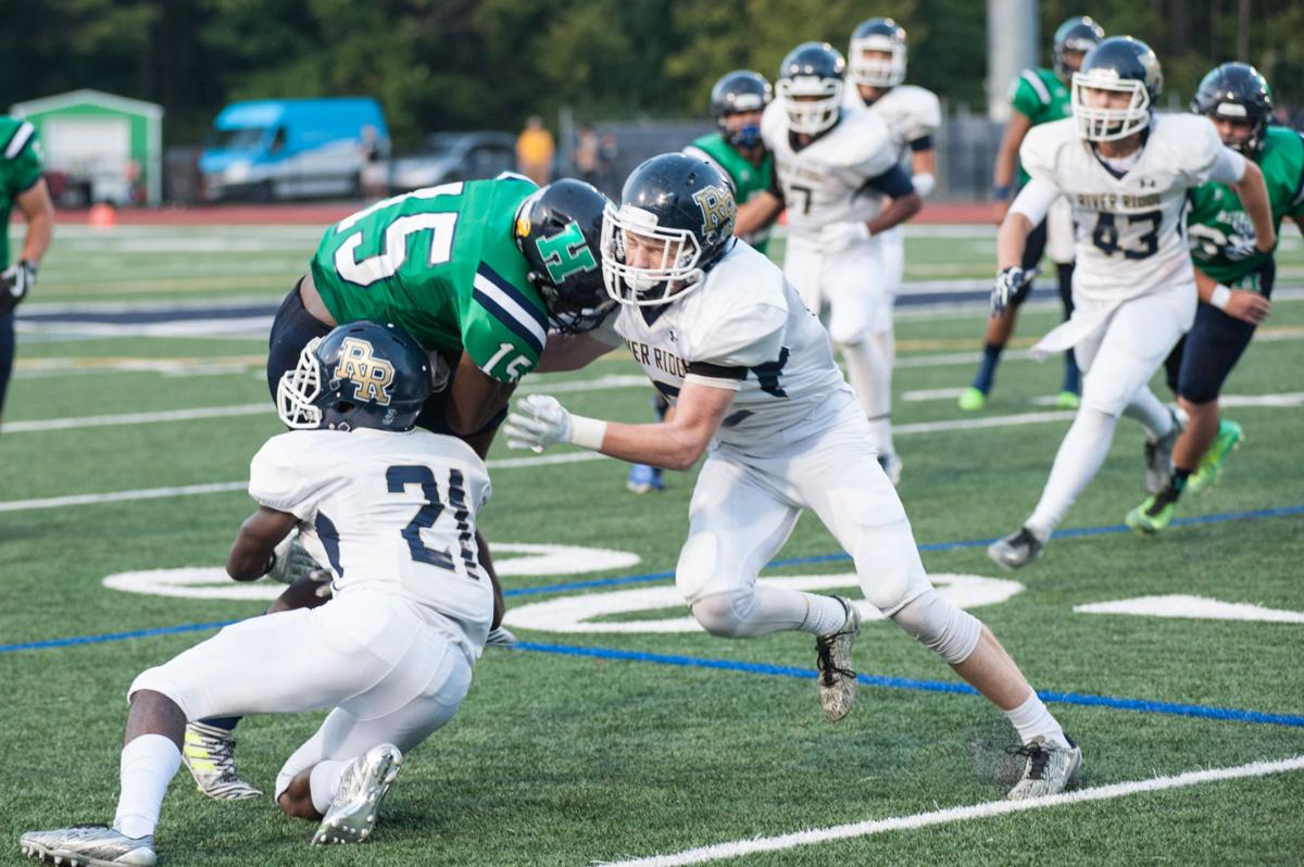 Wr Steven Peterson Stars As Hoyas Rout Knights Cobb Football