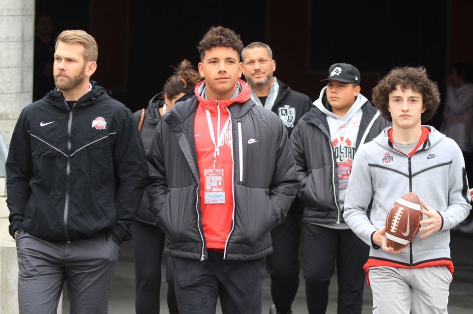 Top 2024 Recruit QB Dylan Raiola Commits To Georgia | Fieldlevel ...