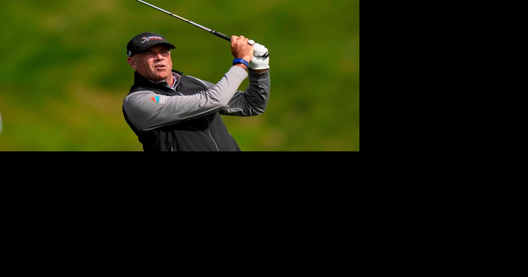 Stewart Cink, Charlie Wi share US Senior Open lead after opening 67s