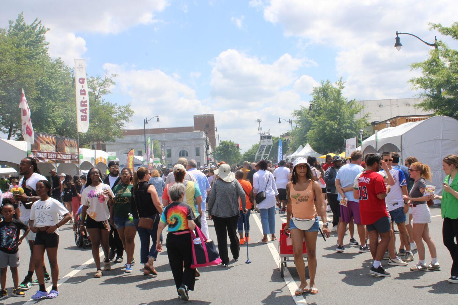 Taste of Marietta Brings Flavor and Fun to the Square Dining