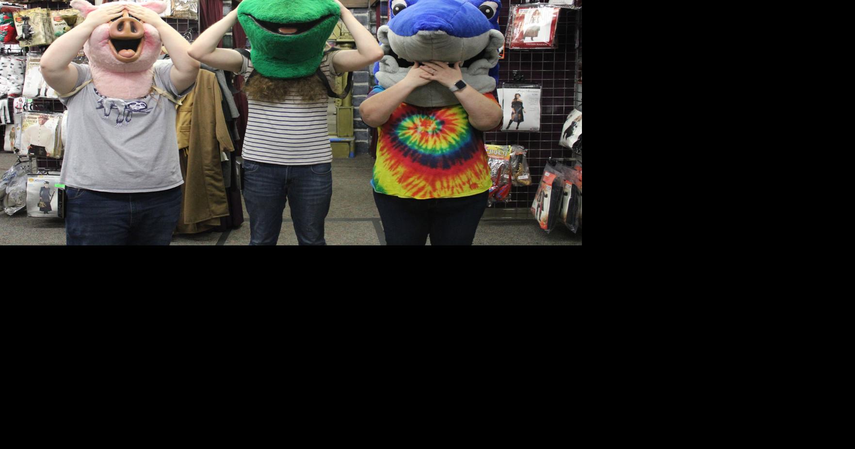 Halloween fun at Eddie's Trick Shop | News | mdjonline.com