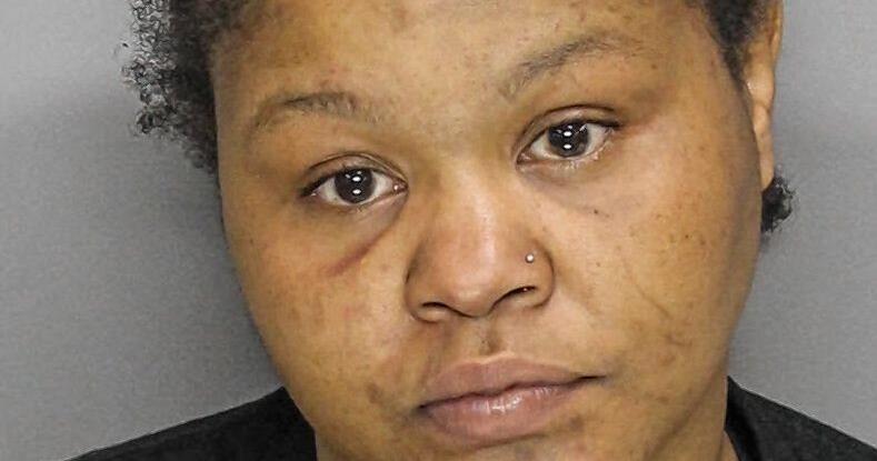 Marietta woman accused of DUI hit-and-run, biting officer in Smyrna ...
