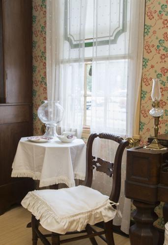 History gets cooler as William Root House is ‘Dressed for Summer ...