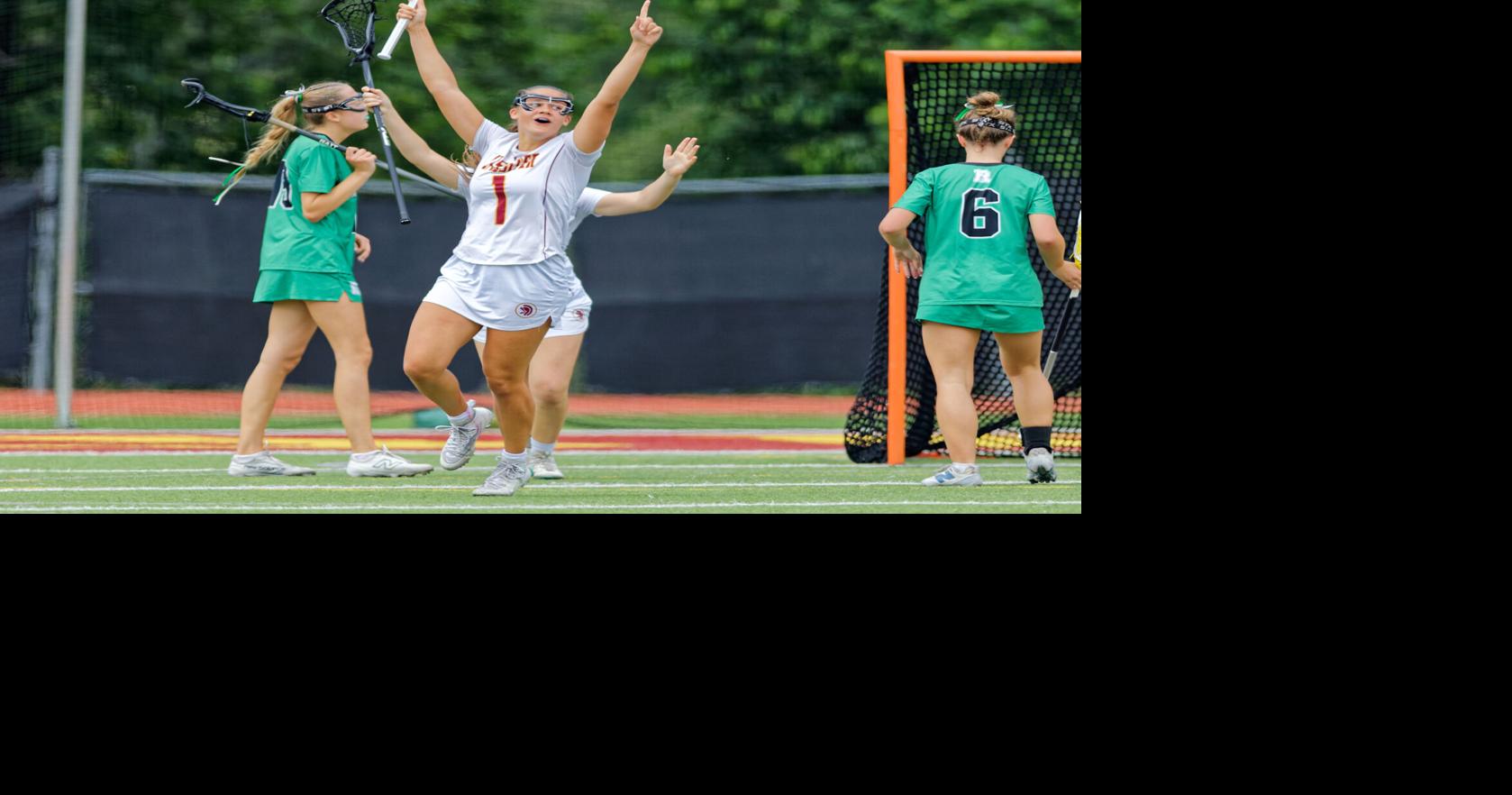 Lassiter rallies late to earn championship berth