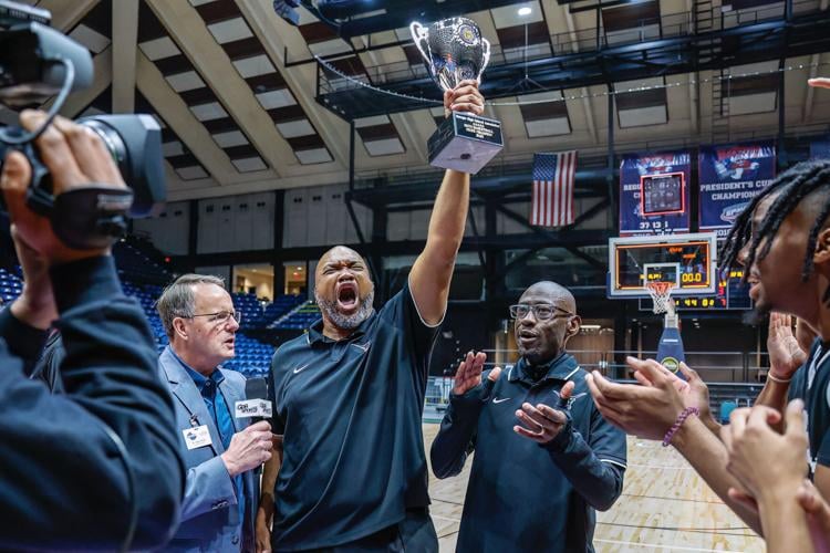 Boys Basketball Coach of the Year: Sellers leads Kell to first title ...