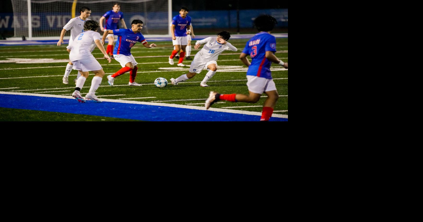 Riverwood boys' soccer aims for state crown after winning region title